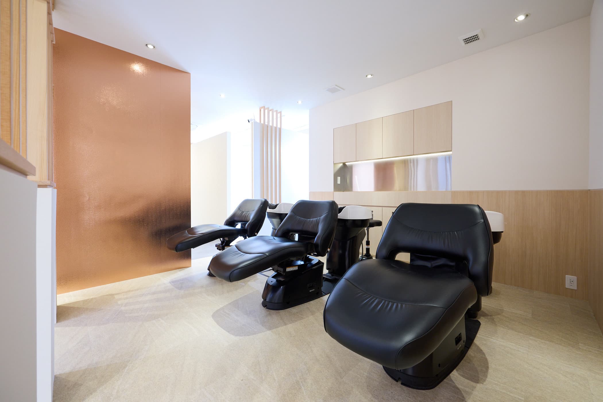 シャンプー台3台